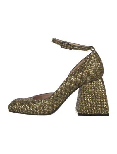 Pre-owned Nodaleto Glitter D'orsay Pumps In Gold