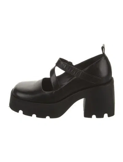Pre-owned Nodaleto Leather T-strap Pumps In Black