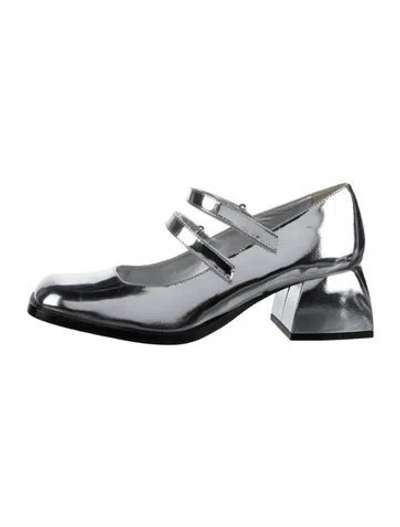 Pre-owned Nodaleto Patent Leather Pumps In Metallic/silver
