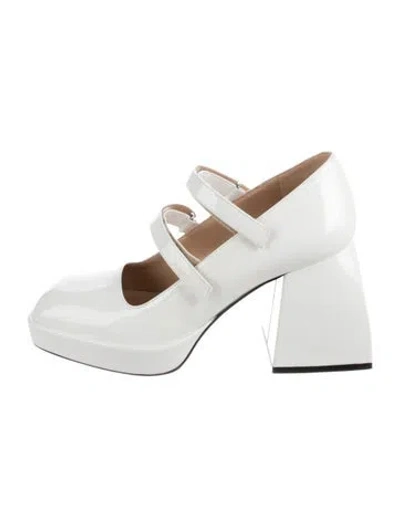 Pre-owned Nodaleto Patent Leather Pumps In White