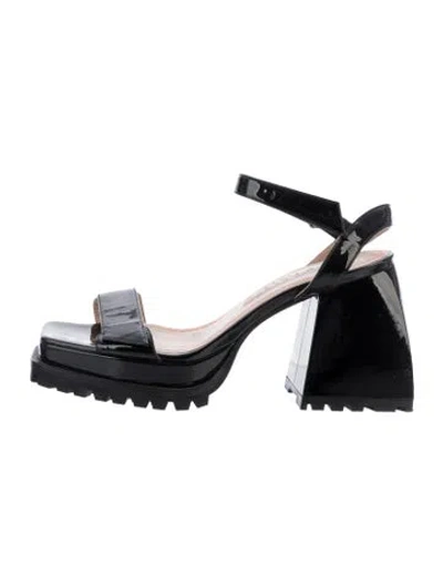 Pre-owned Nodaleto Patent Leather Sandals In Black