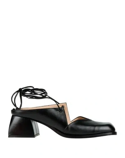 Nodaleto Woman Mules & Clogs Black Size 8 Leather