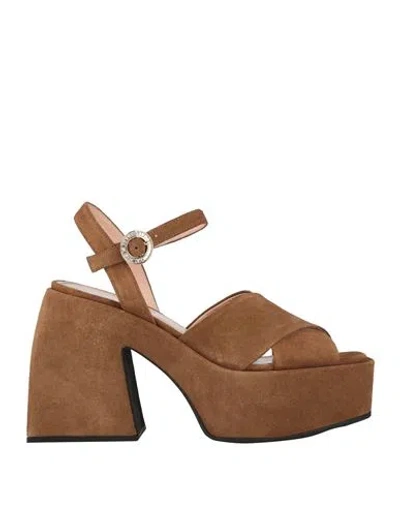 Nodaleto Woman Sandals Brown Size 6 Leather