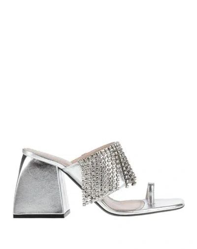 Nodaleto Woman Thong Sandal Silver Size 8.5 Leather