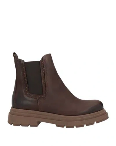 Noee Woman Ankle Boots Chocolate Brown Size 6 Leather