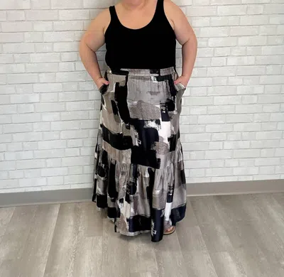 Noen Abstract Scale Maxi Skirt In Grey