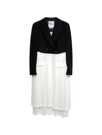 Noir Kei Ninomiya Pleated-panel Cropped Blazer In Black