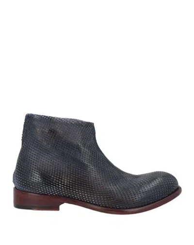 Noire Woman Ankle Boots Midnight Blue Size 8 Leather