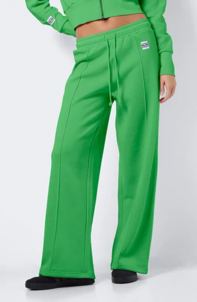 Noisy May Arya Wide Leg Sweatpants In Irish Green