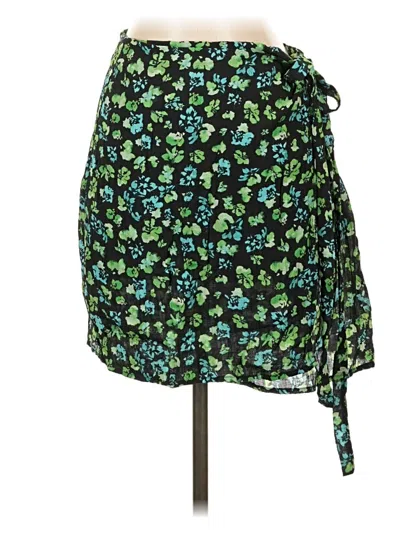 Pre-owned Noisy May Casual Skirt In Green