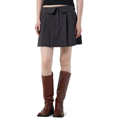 Noisy May Sofie Pleat Mid Rise Skirt In Medium Grey Melange