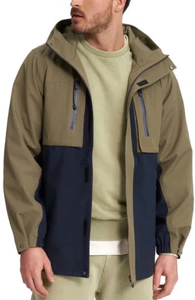 Noize Elliott Water Resistant Two Tone Hooded Jacket In Green