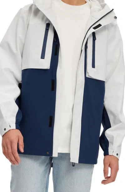 Noize Elliott Water Resistant Two Tone Hooded Jacket In White/ Navy