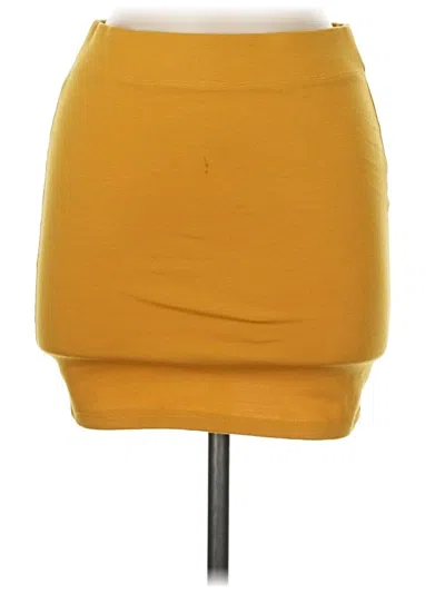 Pre-owned Nollie Casual Skirt In Yellow