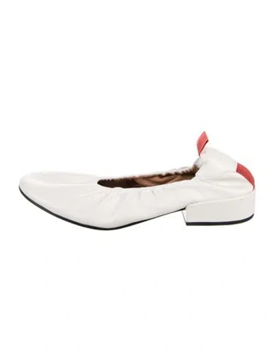 Pre-owned Nomasei Leather Ballet Flats In White