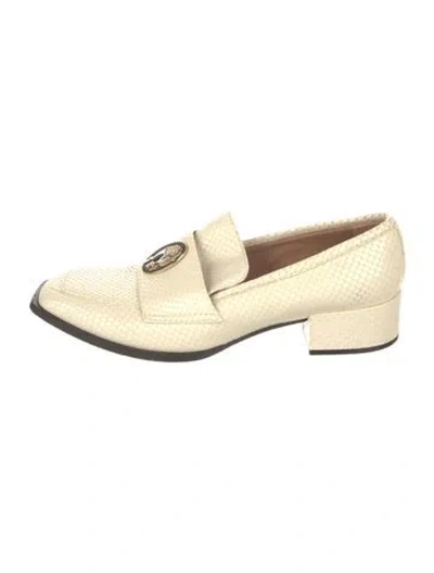 Pre-owned Nomasei Leather Loafers In White