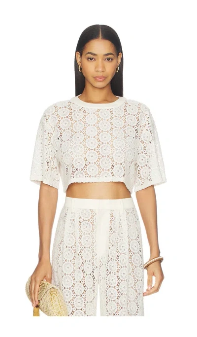 Nonchalant Label Cami Crop In White