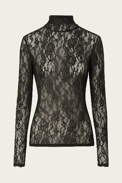 Nonchalant Label Mary Lace Top In Black In Gray