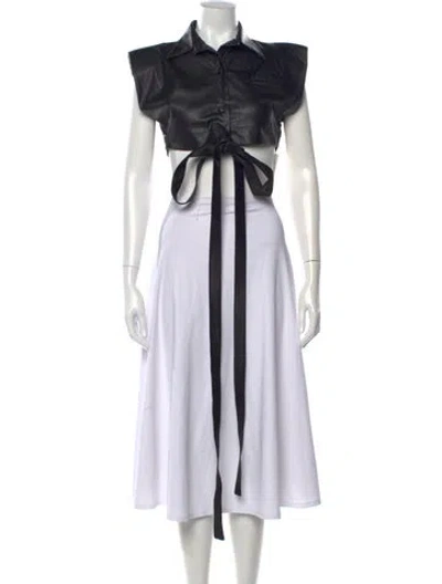 Pre-owned Nonchalant Sleeveless Crop Top In Black
