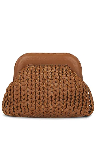 Nonchalantlabel Addie Clutch In Honey In Gold
