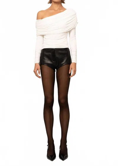 Nonchalantlabel Cass Short In Black