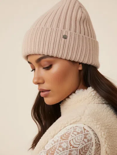 Nooki Design Women's Pink Iris Beanie Hat - Rose