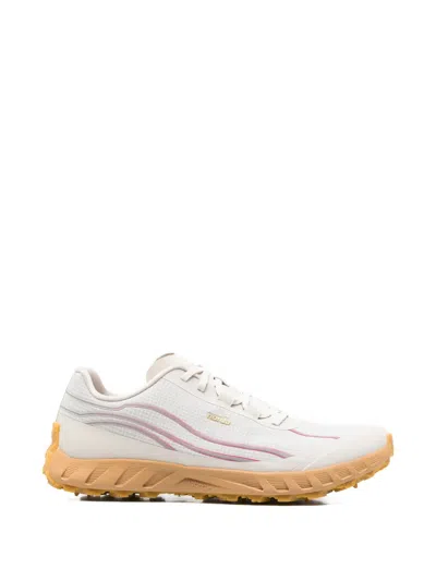 Norda 002 Lace-up Sneakers In White