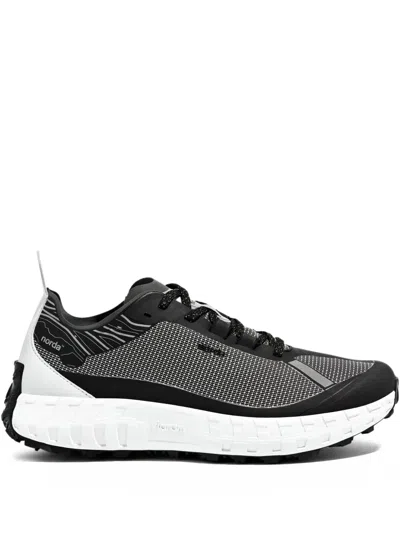 Norda Trail Running Sneakers In Black