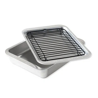 Nordic Ware 8.5" Aluminum 3 Piece Grill And Bakewqare Set In Silver