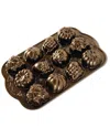 Nordic Ware Autumn Delights Cakelet Pan