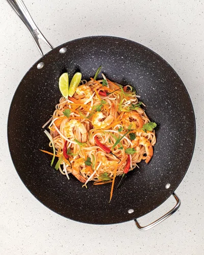 Nordic Ware Basalt 14in Spun Wok In Black