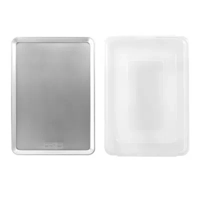 Nordic Ware Big Sheet With Lid In Silver;clear