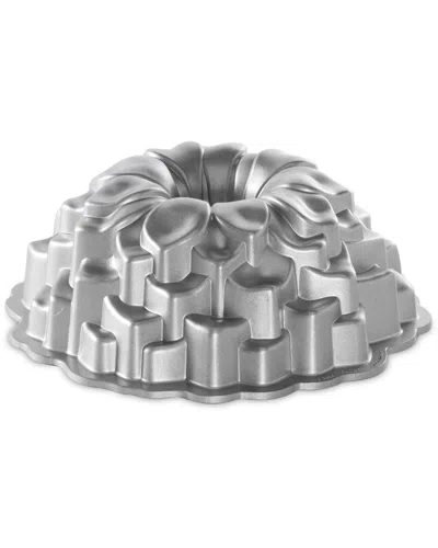 NORDIC WARE NORDIC WARE CAST ALUMINUM 10.5IN BLOSSOM BUNDT PAN