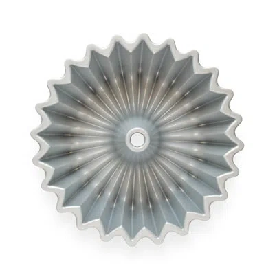 Nordic Ware Non-stick Round Brilliance Bundt Cake Pan In Gold