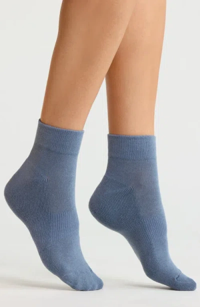 Nordstrom 3-pack Everyday Quarter Socks In Blue
