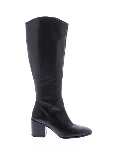 Pre-owned Nordstrom Boots In Black