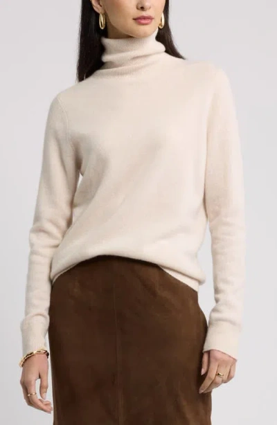 Nordstrom Classic Cashmere Turtleneck Sweater In White