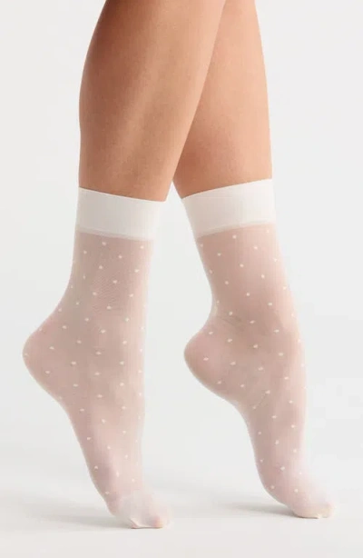 NORDSTROM NORDSTROM EVERYDAY SHEER DOT ANKLE SOCKS
