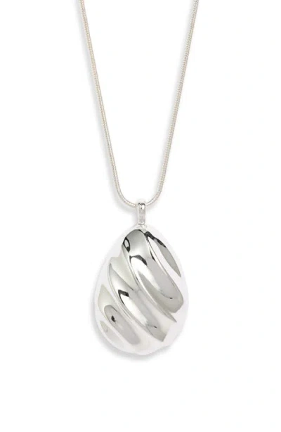 Nordstrom Fluted Adjustable Pendant Necklace In Metallic