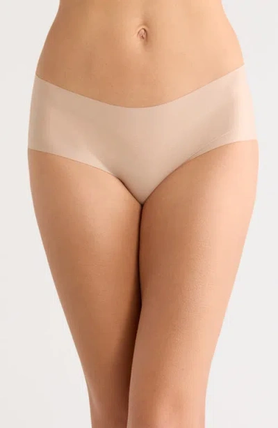 Nordstrom Invisible Edge Hipster Briefs In Tan Warm