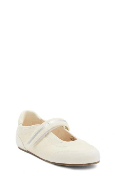 Nordstrom Kids' Emmery Mary Jane Flat In White