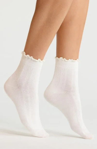 Nordstrom Lettuce Hem Demi Crew Socks In White