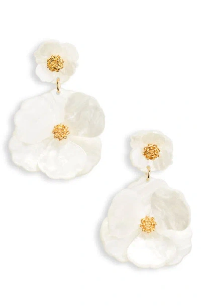Nordstrom Pansy Drop Earrings In White- Gold