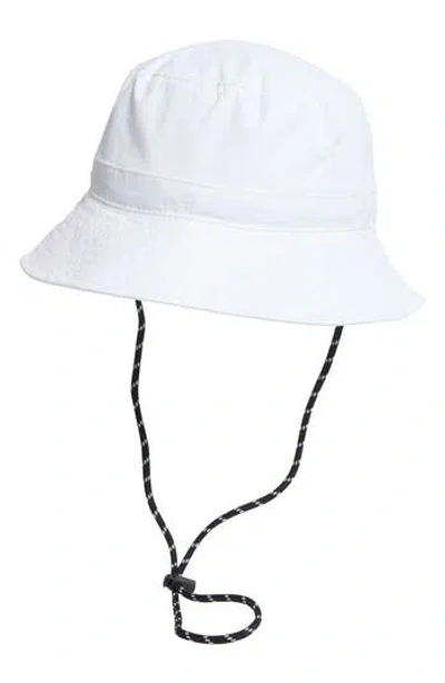 Nordstrom Rack Elevated Bucket Hat In White