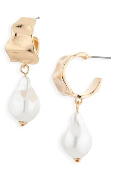 Nordstrom Rack Faux Pearl Drop Molten Hoop Earrings In Gold