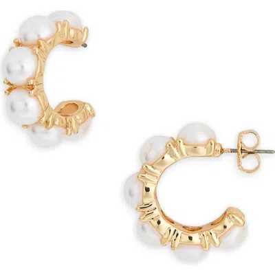 Nordstrom Rack Graduated Imitation Pearl Hoop Earrings In Multi