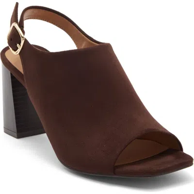 Nordstrom Rack Hessa Slingback Heeled Sandal In Burgundy
