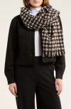 Nordstrom Rack Houndstooth Fringe Scarf In Black