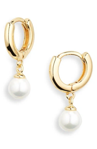 Nordstrom Rack Imitation Pearl Dangle Huggie Hoop Earrings In Gold