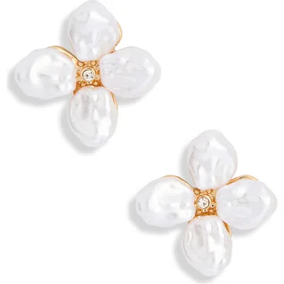 Nordstrom Rack Imitation Pearl Flower Stud Earrings In Clear- White- Gold